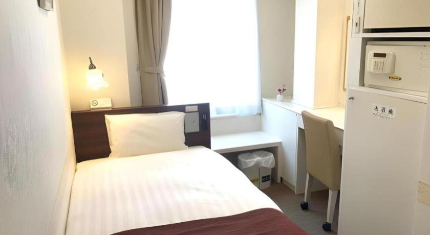 Hotel Shimbashi Sambankan Токио Экстерьер фото